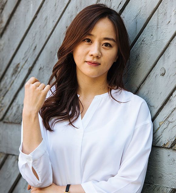 Foto zeigt ein Portrait von SuJin Bae SuJin Bae