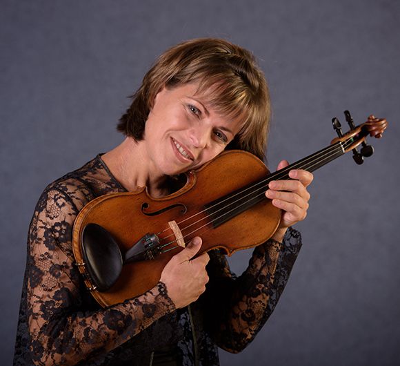 Foto zeigt ein Portrait von Anna Bellmann Anna Bellmann