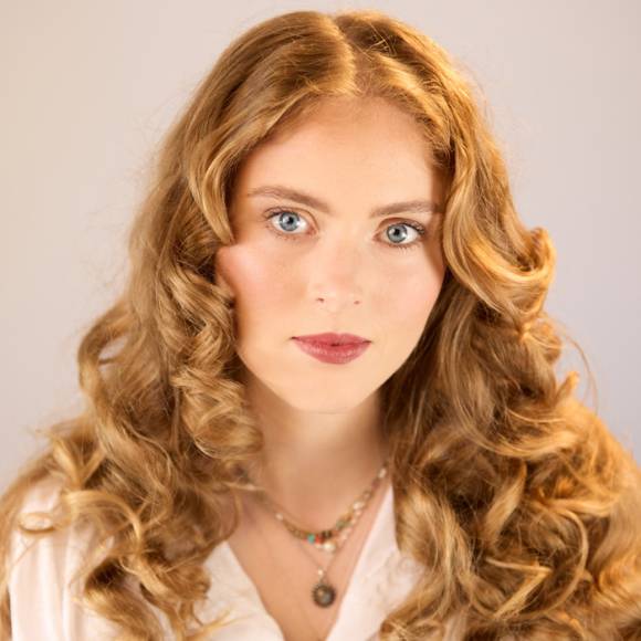 Thora Runhilde  Müller