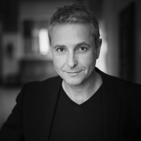 Foto zeigt ein Portrait von Alexander Liebreich Alexander Liebreich