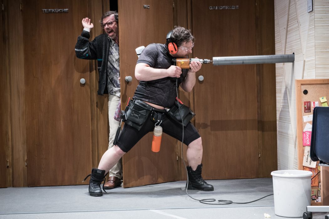 &copy; Luca Abbiento