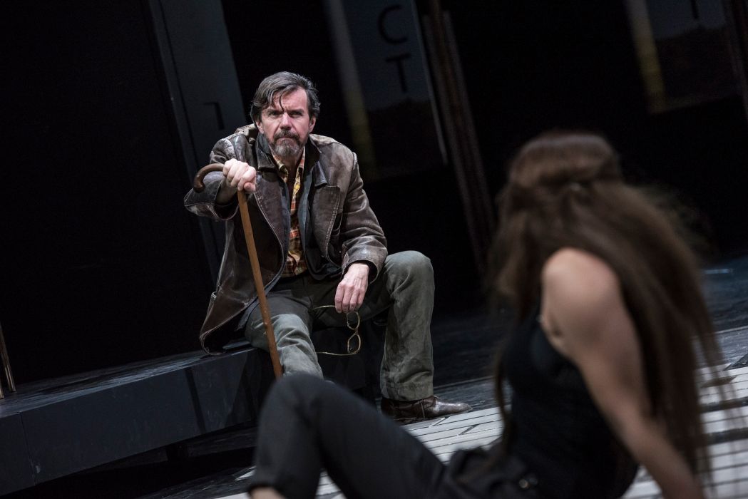 &copy; Luca Abbiento