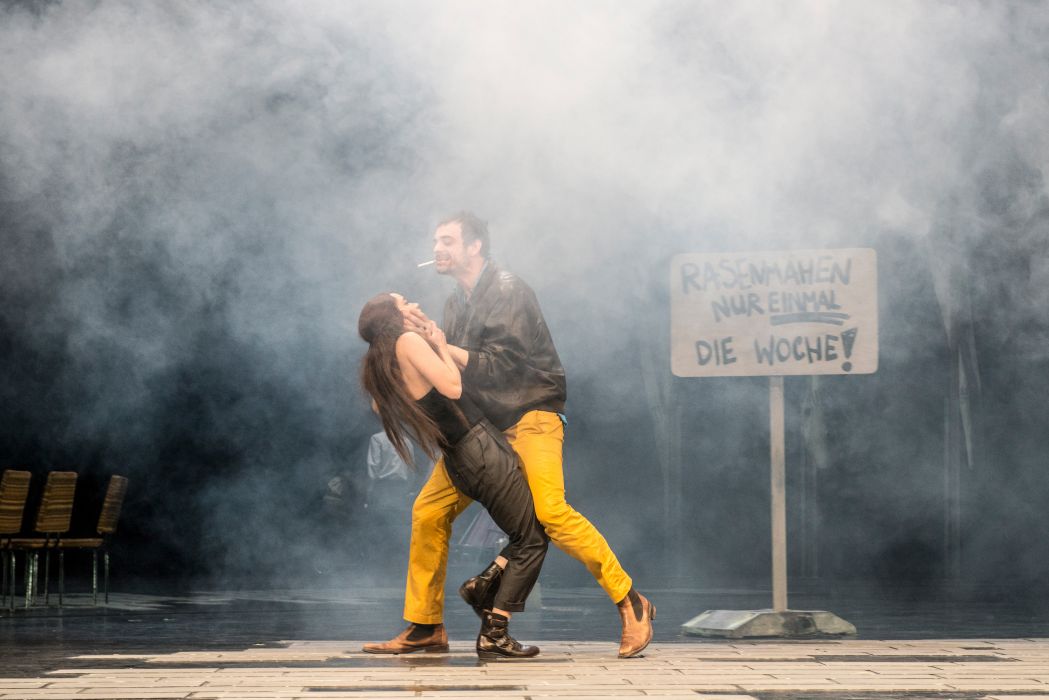 &copy; Luca Abbiento