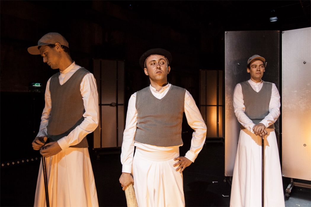 &copy; Annette Hauschild