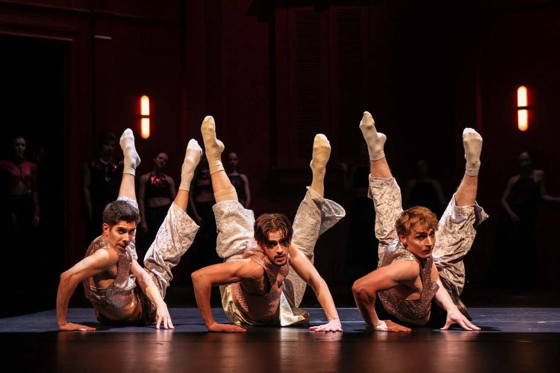 &copy; De-Da Productions