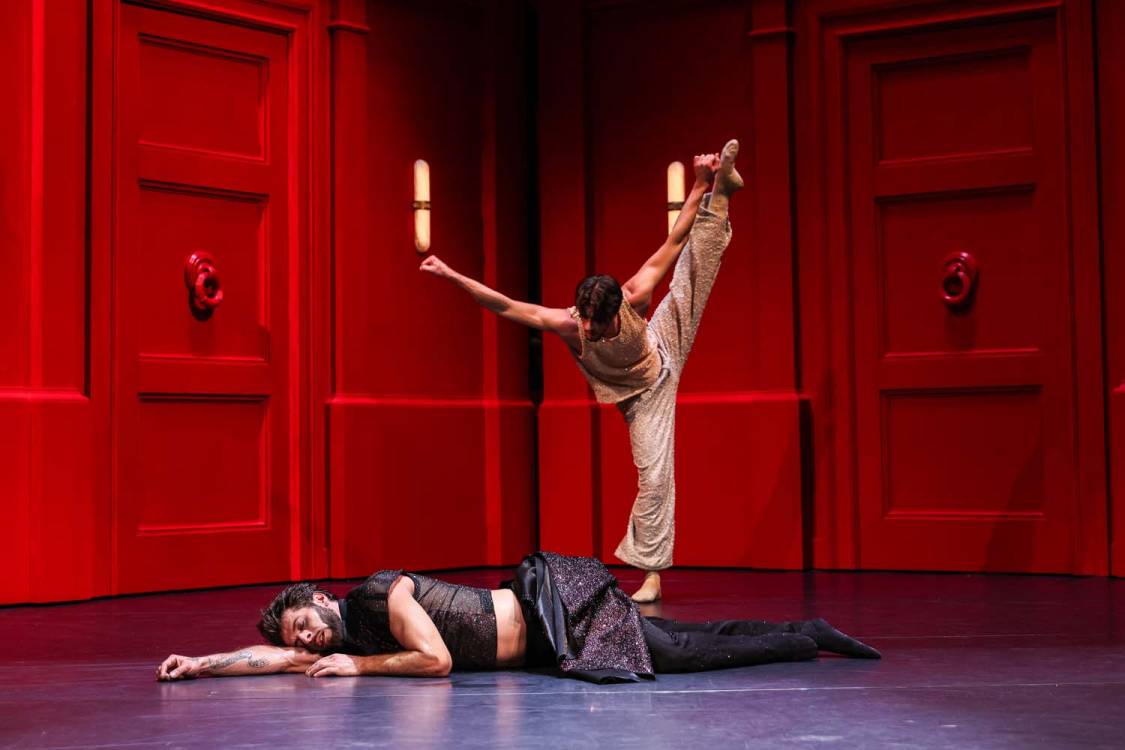 &copy; De-Da Productions