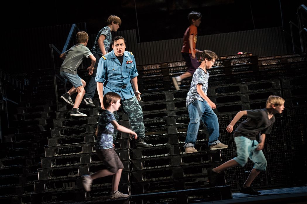 &copy; Luca Abbiento