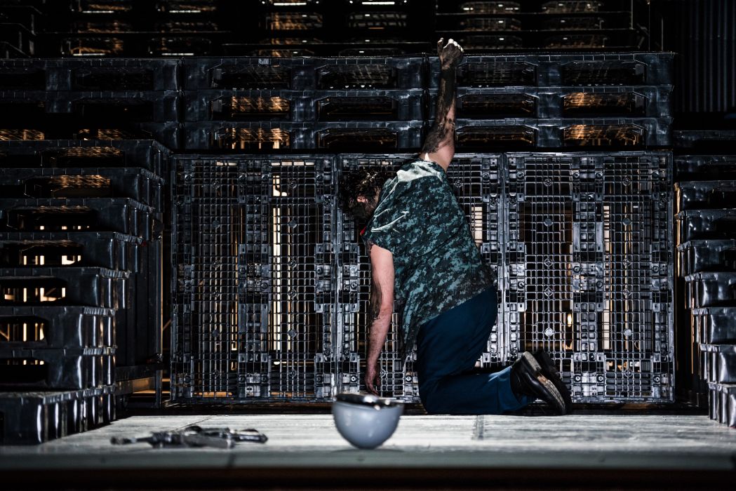 &copy; Luca Abbiento