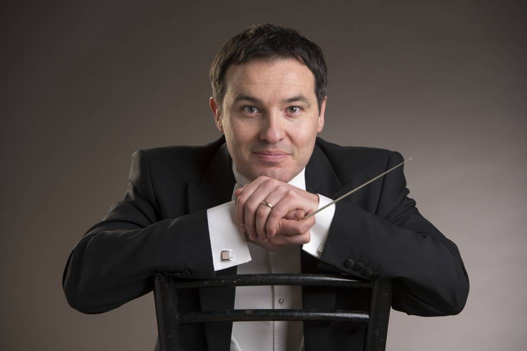 &copy;  Damil Kalogjera