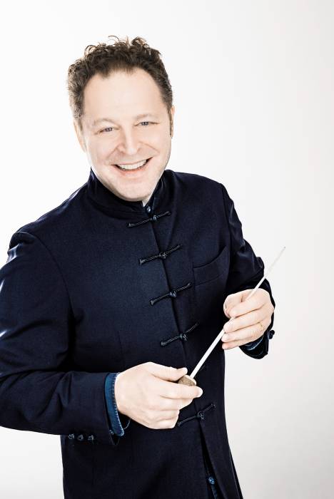 &copy; Istvàn Kohàn