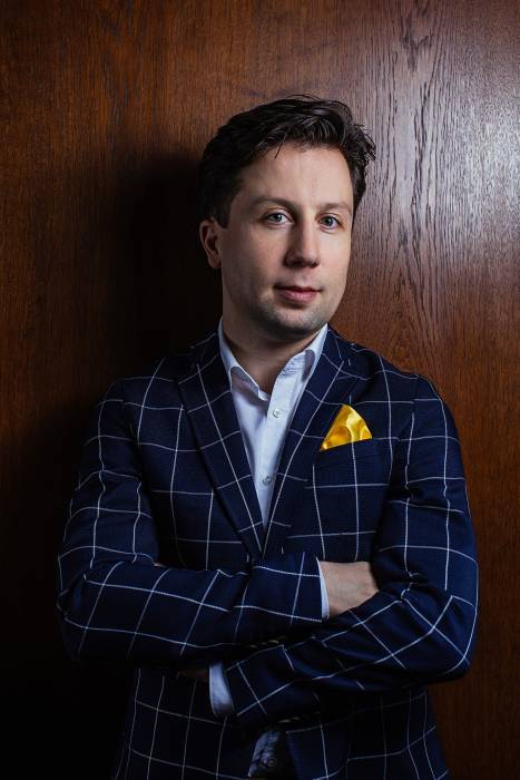 &copy; Gerhard Kuehne